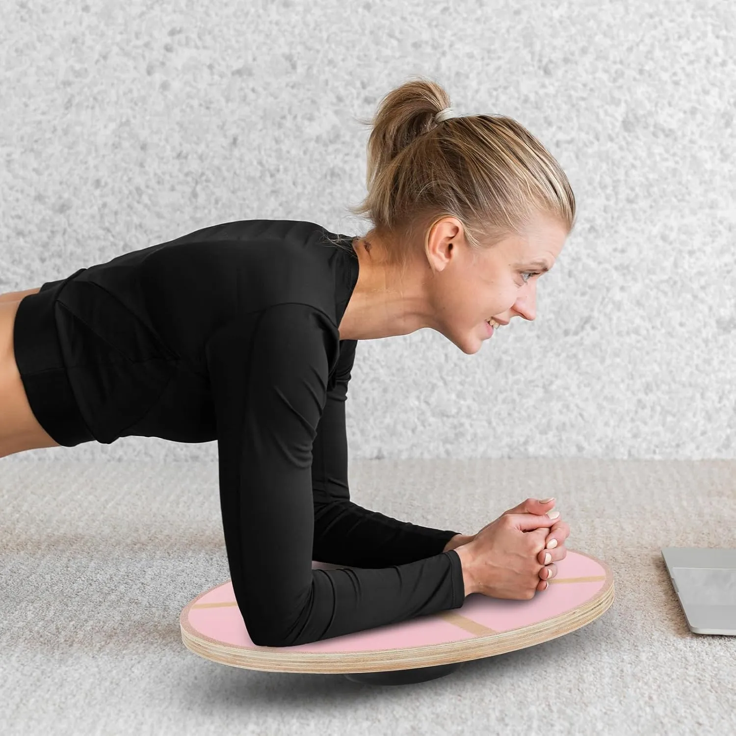 Wooden Wobble Balance Board with 360 Rotation for Stability Training, Versatile Home Gym Exercise Balance Stability Trainer with Non-Slip Surface, 15.5" Diameter